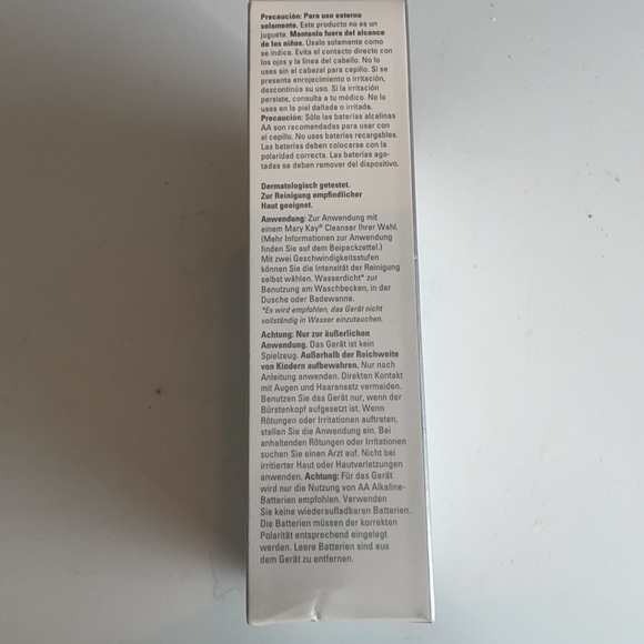 Mary Kay Cleansing brush & two brush heads AA batteries instructions - Picture 3 of 6